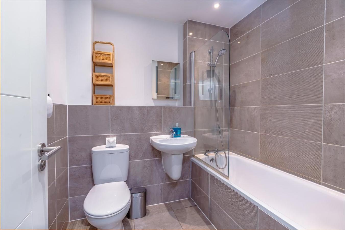 Chic & Modern Apartment - Bedminster Parade Bristol Kültér fotó